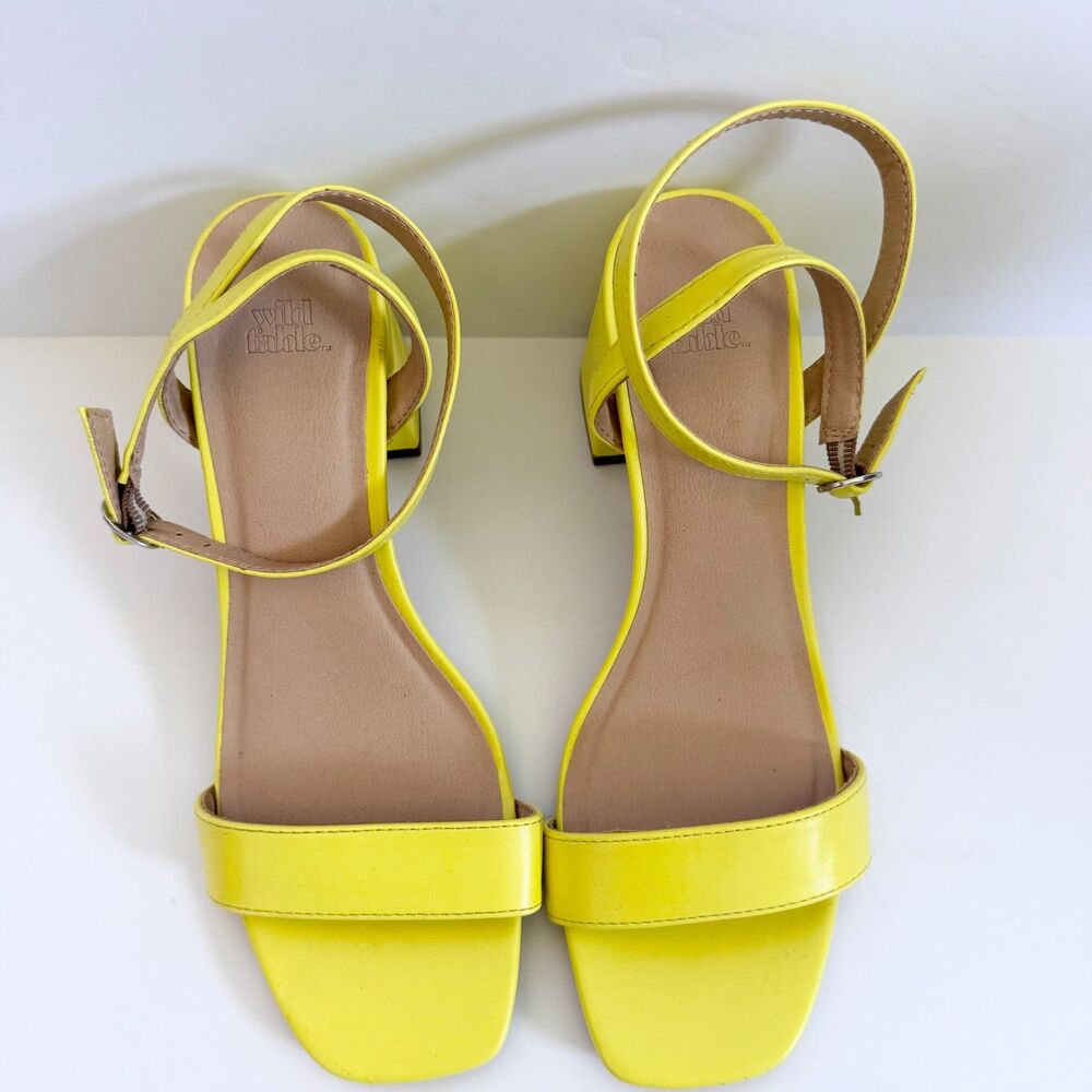 Wild Fable Panya Yellow Faux Leather Block Heel Sandals 7.5